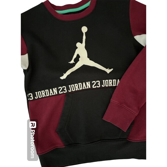 Nike Jordan Logo Stack Sweatshirt Crewneck Boy's Sz M Youth Black Pockets - Picture 2 of 6